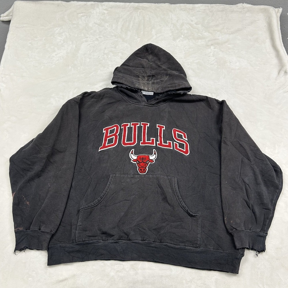Majestic Chicago Bulls Hoodie Mens XL Black Distressed Vintage NBA Pullover